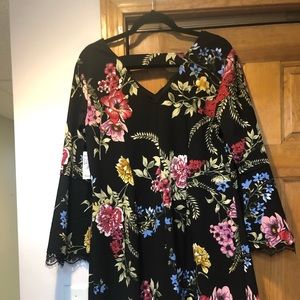 NWT black floral bell sleeve dress size L